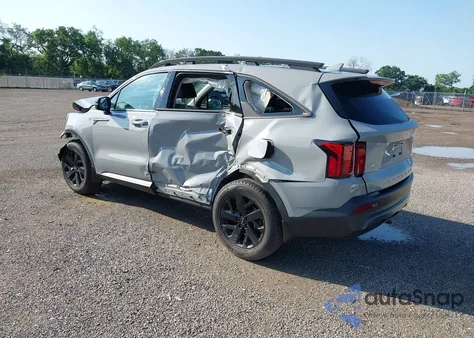 2022 Kia Sorento X-Line S z USA, uszkodzony, nr VIN 5XYRLDLC7NG144870